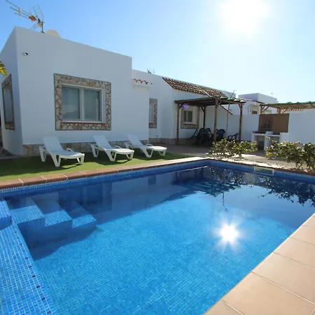 Holiday home Casa Familiar Con Piscina Privada Y Wifi, Cerca Del Mar, Aire Acondicionado, Mascotas Y Playa Perros. - Es-184-1
