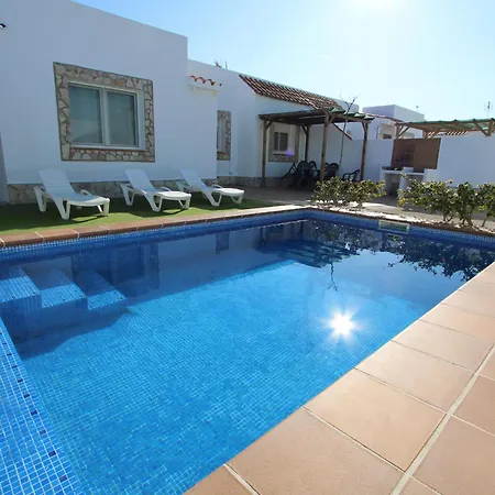 Holiday home Casa Familiar Con Piscina Privada Y Wifi, Cerca Del Mar, Aire Acondicionado, Mascotas Y Playa Perros. - Es-184-1